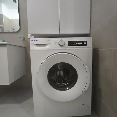 Red School New Bazaar Tirana